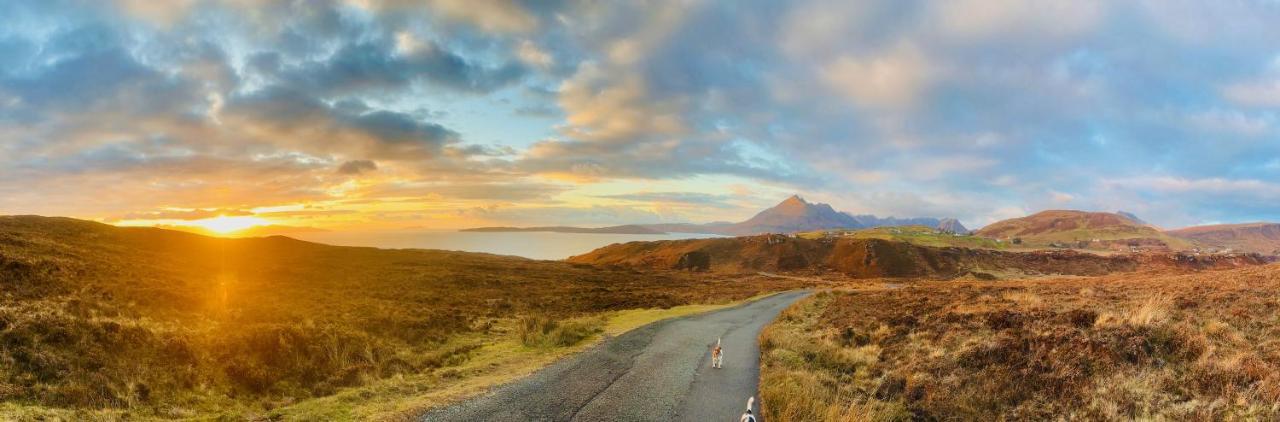 Tigh Mairi At Mary'S Thatched Cottages Elgol Buitenkant foto